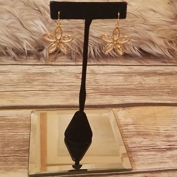 LOFT Dangling Flower Earrings NWT - Picture 4 of 6